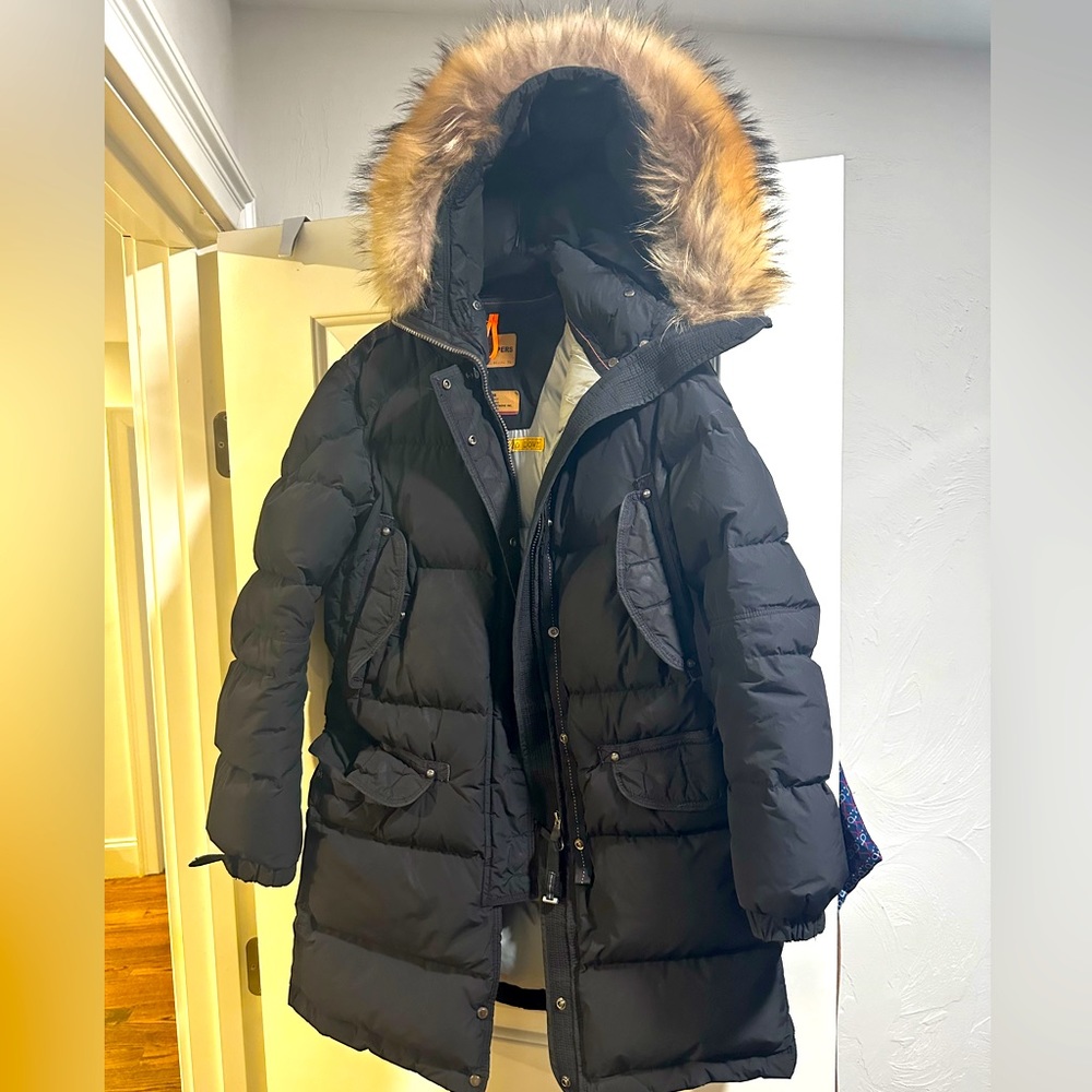 Authentic Haraseeket Parajumpers Parka-size Medium